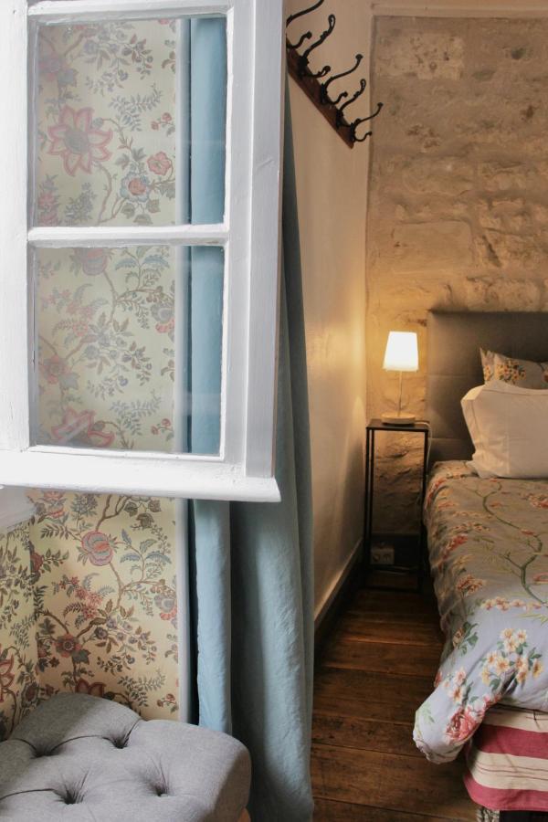 Grange Bleuet Bed & Breakfast Aubeterre-sur-Dronne Ngoại thất bức ảnh